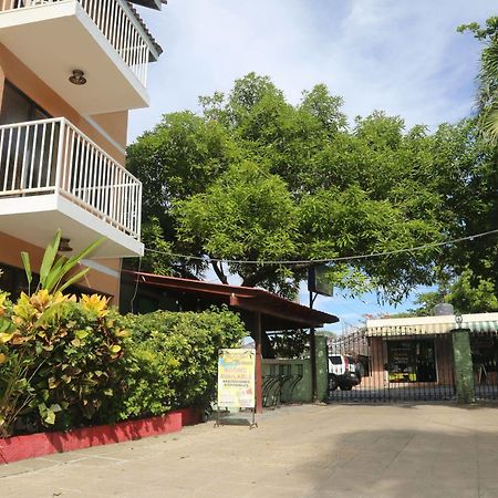 Hotel Seabreeze Sosua El Batey エクステリア 写真