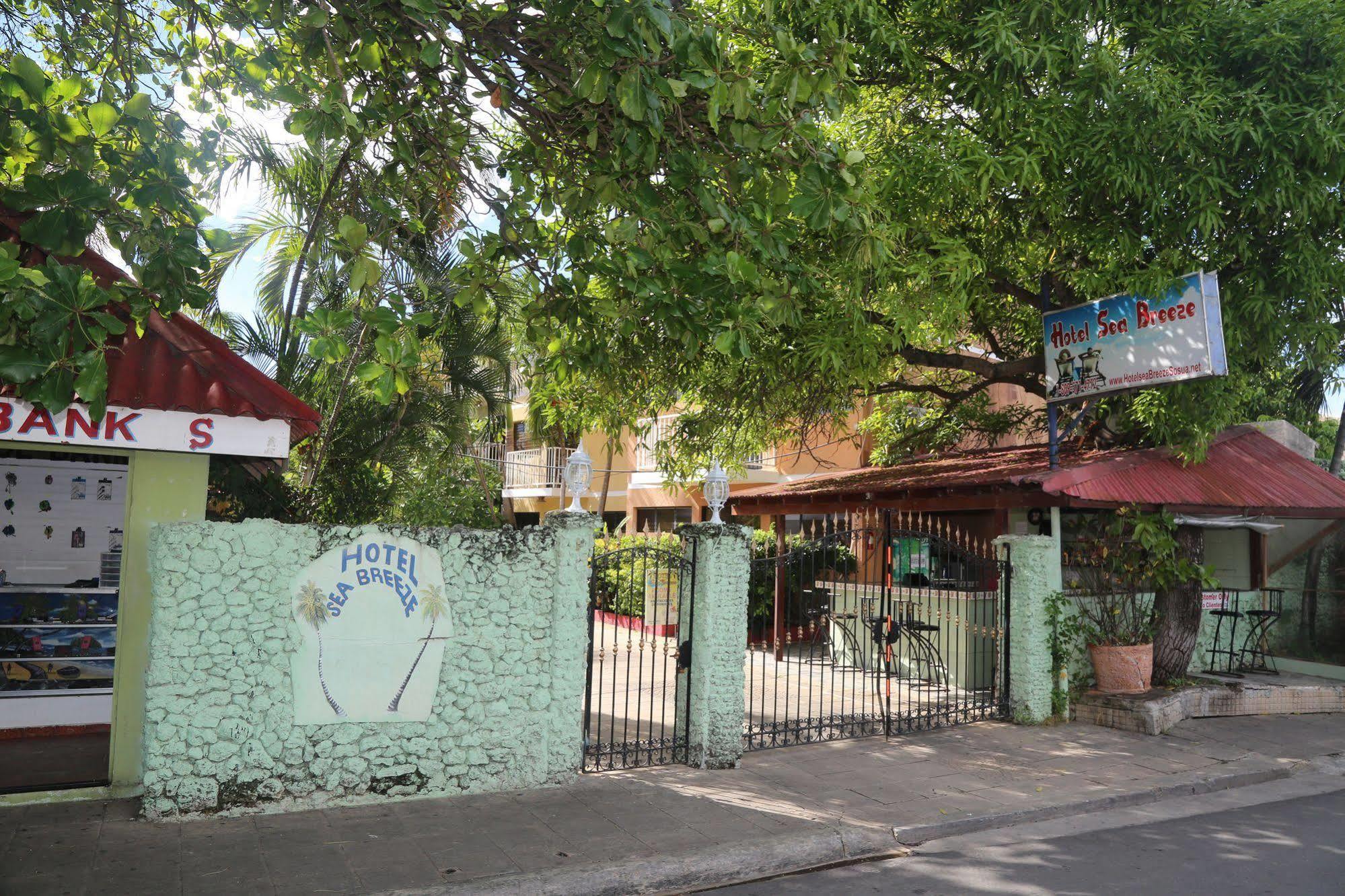 Hotel Seabreeze Sosua El Batey エクステリア 写真