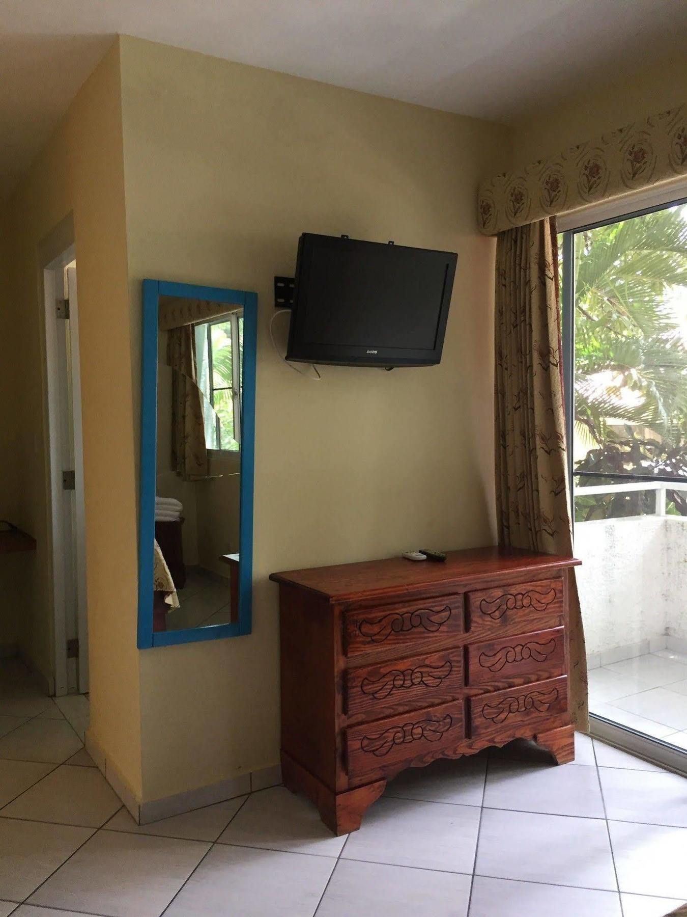 Hotel Seabreeze Sosua El Batey エクステリア 写真