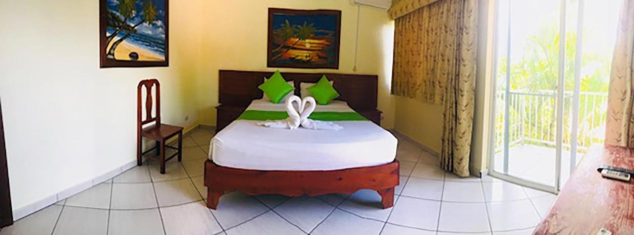 Hotel Seabreeze Sosua El Batey エクステリア 写真