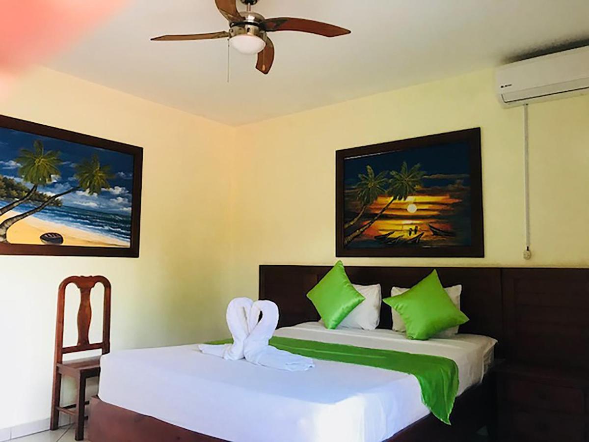 Hotel Seabreeze Sosua El Batey エクステリア 写真